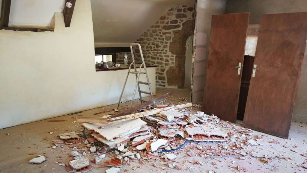 Rénovation, Chambre "LES OURS" 6 - Kerbeleg Rénovation, Chambre "LES OURS" - renovation chambre les ours renamed - Kerbeleg