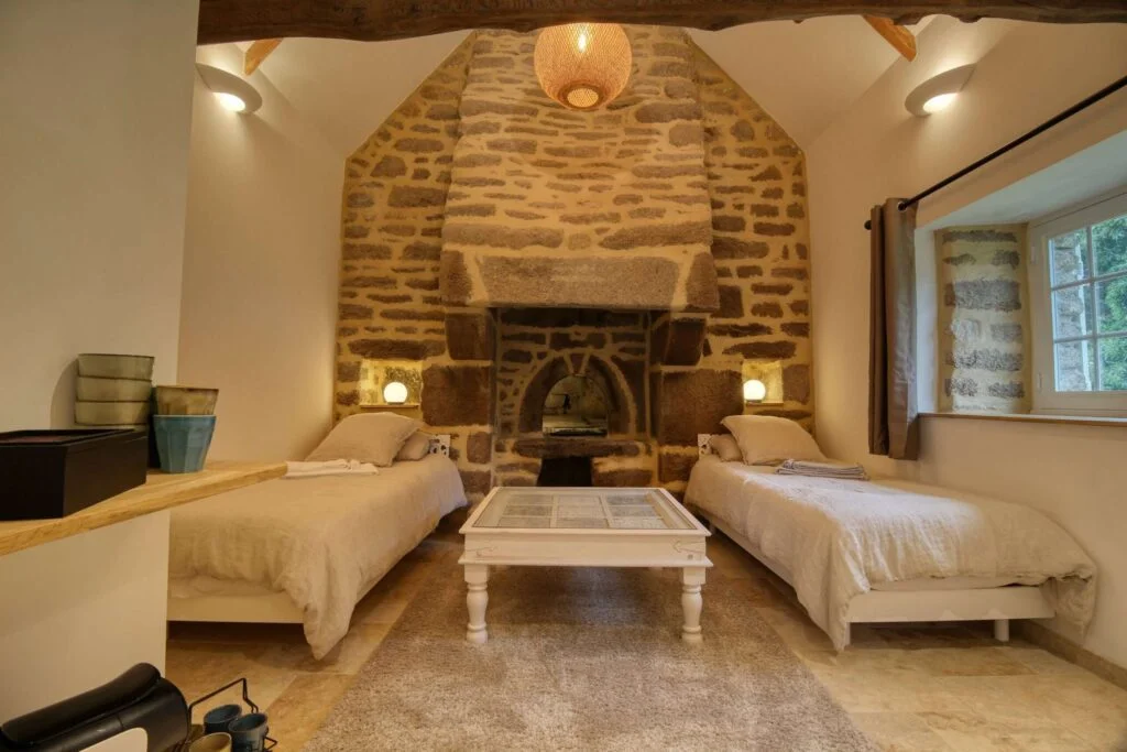 suite maison les ecureuils kerbeleg salon scaled