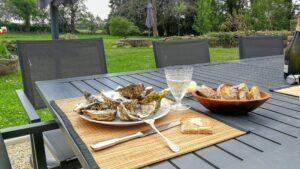 hdr tourisme kerbeleg degustation dhuitres hdr scaled