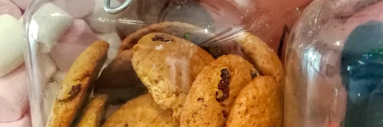 Les cookies 'sucré-salé' raisins & fromage de tante Nana