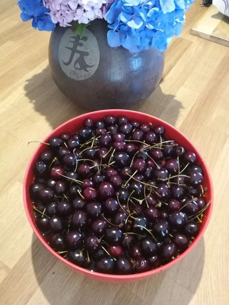 verena recettes confiture cerises lavande kerbeleg cuisine scaled
