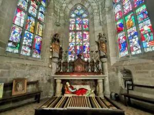 La chapelle Sainte-Barbe: Un héritage de foi et de promesse 1 - Kerbeleg Kerbeleg - Tourisme - Le Faouët - Chapelle Sainte-Barbe