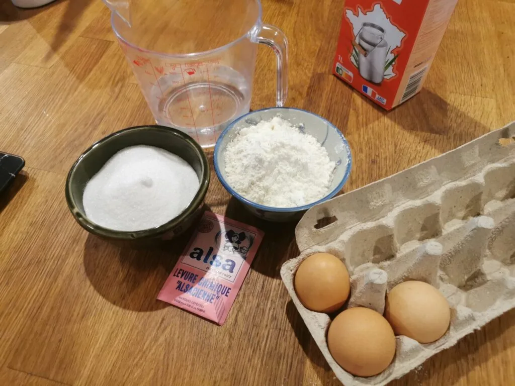 Le baba au rhum vanille et agrumes de Patone 1 - Kerbeleg Recette Le baba au rhum vanille et agrumes de Patone ()
