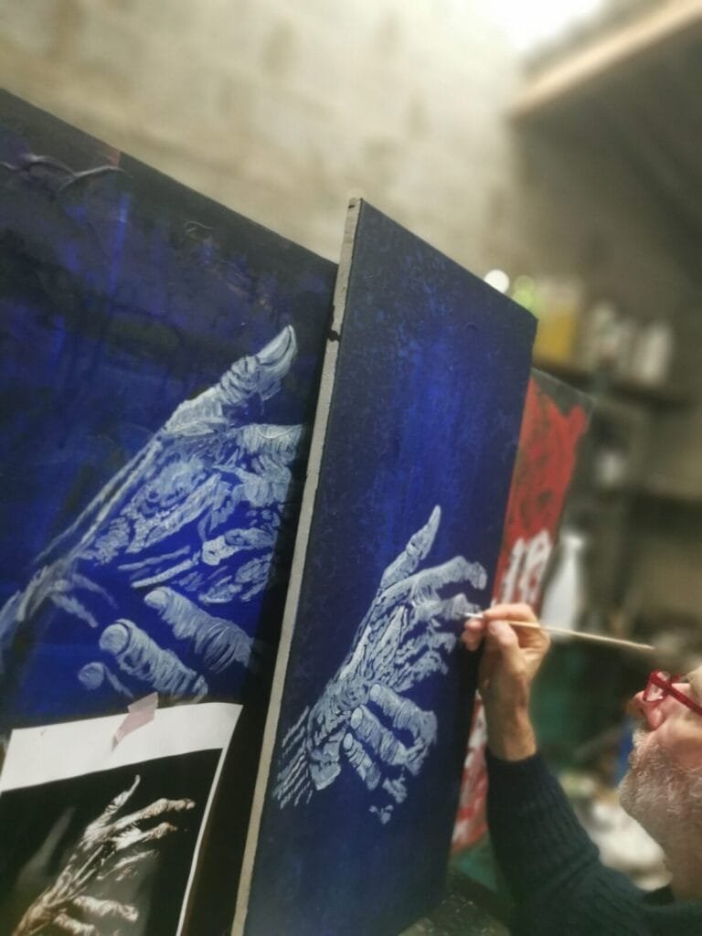 Le vieil homme et la terre # Les mains ()