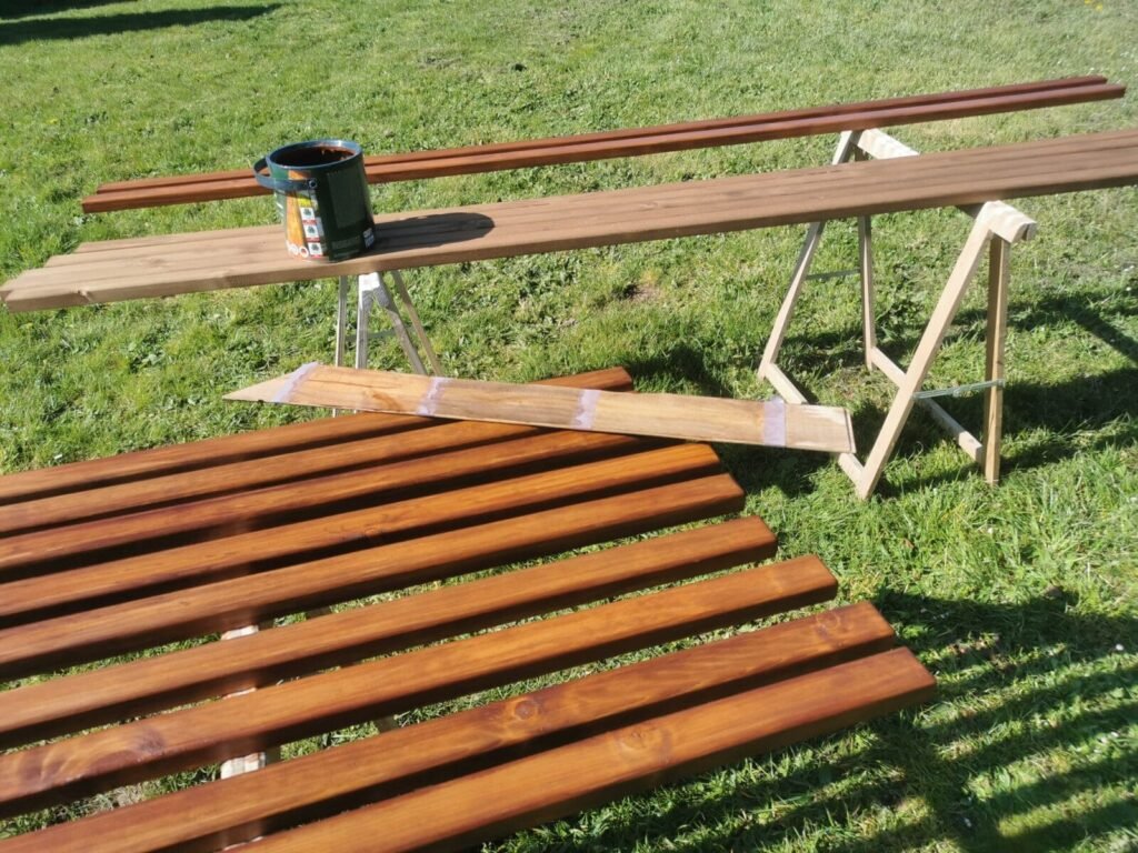 Banc en bois Rénovation ()